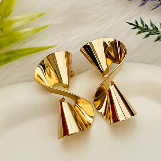 Vogue Earrings